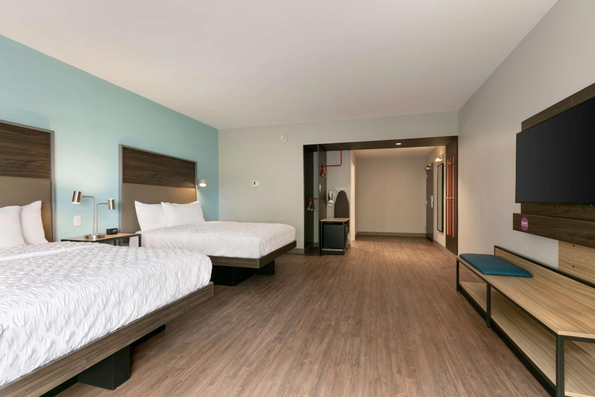 Tru By Hilton Easton Hotel Buitenkant foto